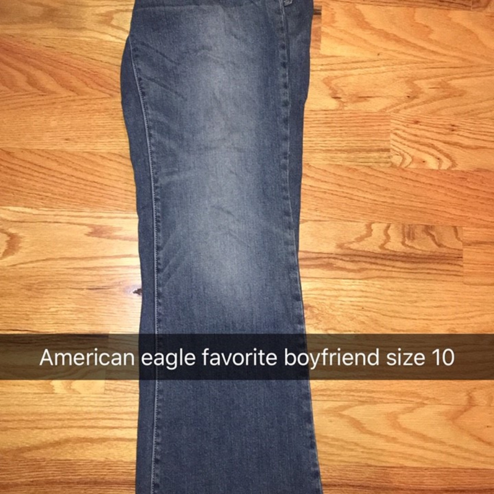 American Eagle Boyfriend Jeans size 10
